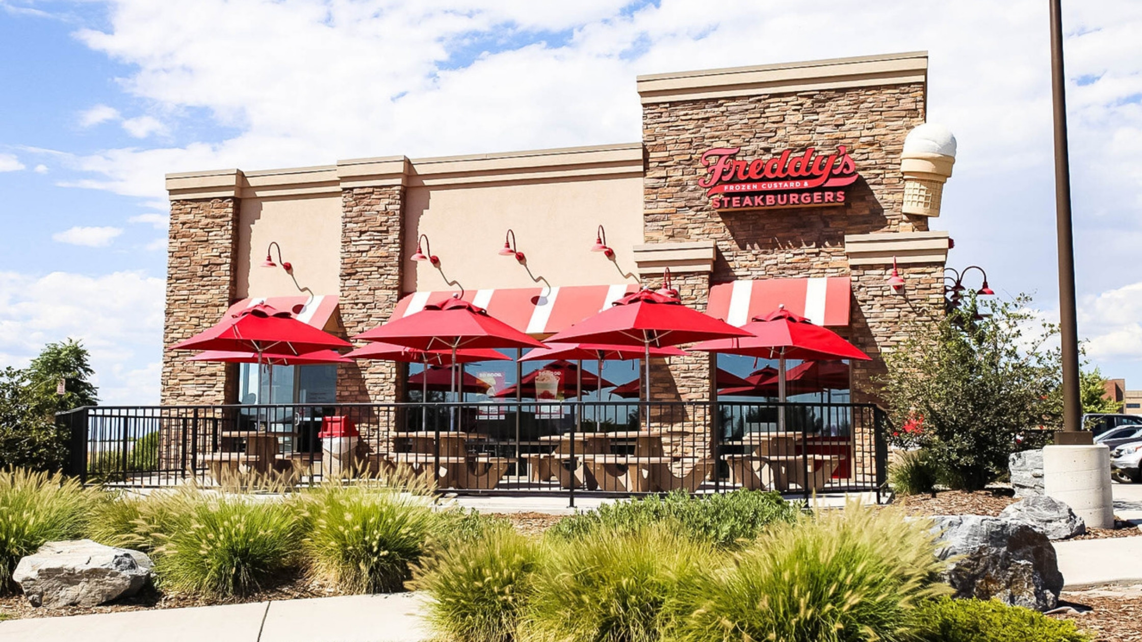 Freddy's Frozen Custard & Steakburgers.